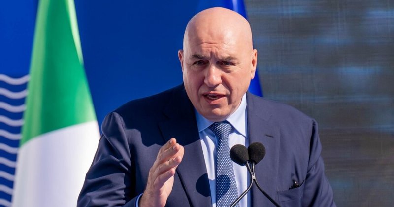İtalya, Hürmüz'de olası misyon için 2 mayın gemisini bölge yakınlarına konuşlandırmaya hazırlanıyor