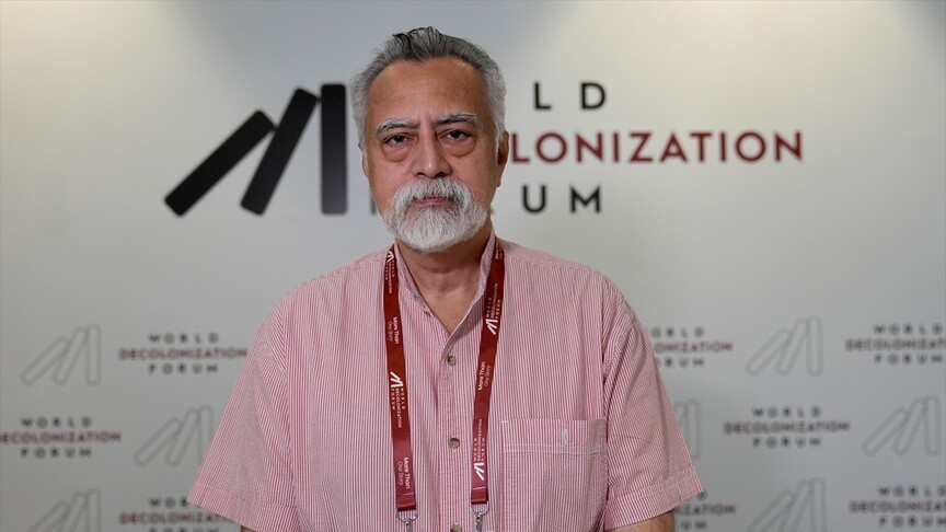 Alatas: Zihnimizi sömürgecilikten arındırmamız gerekiyor
