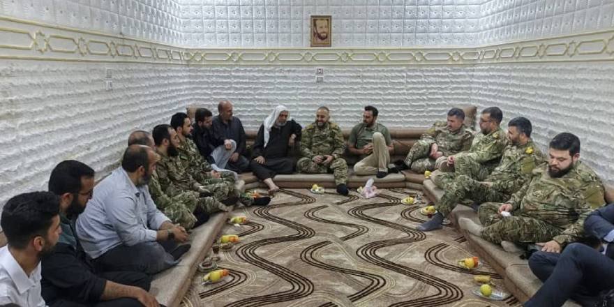 Suriye Savunma Bakanı Abu Kasra’dan şehid Abdülkadir es-Salih’in ailesine vefa ziyareti