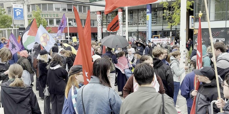 Soykırımcı İsrail'in Eurovision'a katılımı Viyana'da  protesto edildi