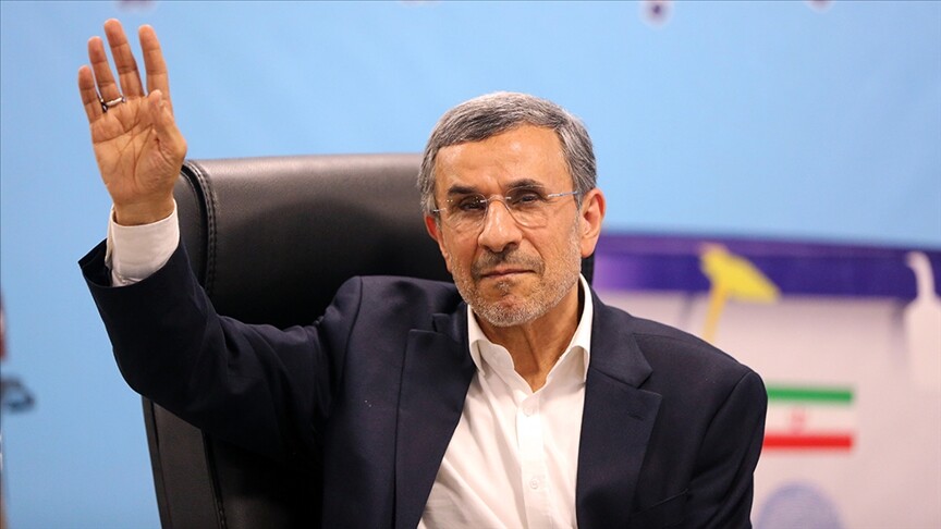 NYT: ABD/İsrail saldırılarının hedefi Ahmedinejad'ı başa geçirmekti