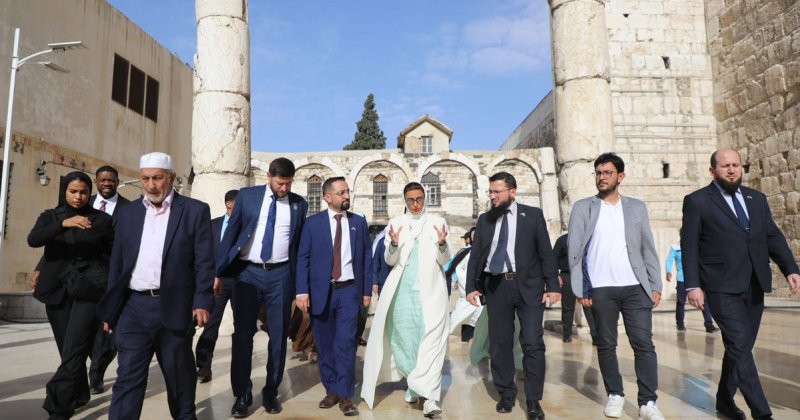 Emevî Camisi'ndeki BAE merasimi neden bu kadar tepki çekti?