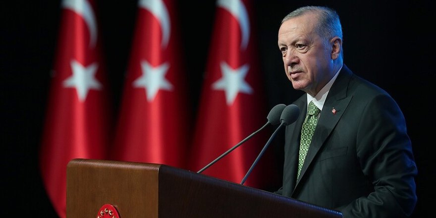 Cumhurbaşkanı Erdoğan, Özgür Özel'den 300 bin lira manevi tazminat kazandı