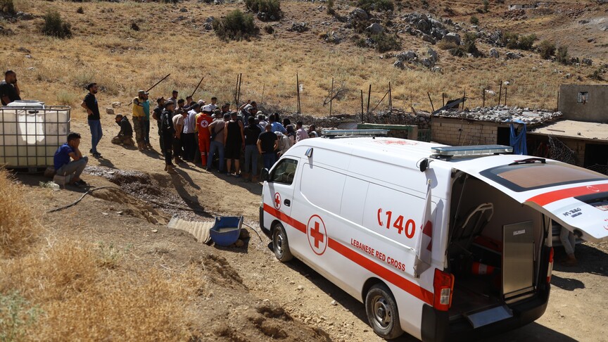 İsrail'in Lübnan'da bir motosikleti hedef alan İHA saldırısında 1 kişi hayatını kaybetti