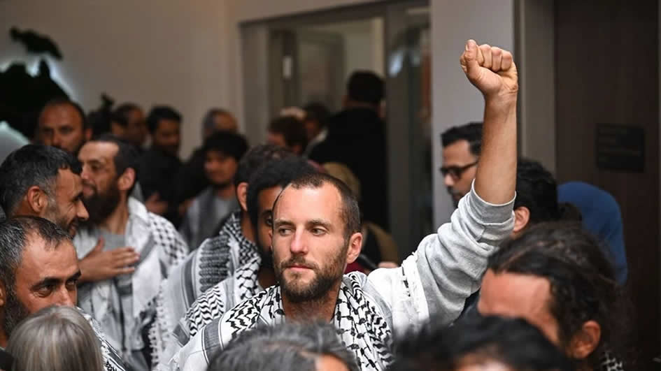 Küresel Sumud Filosu aktivistlerini taşıyan uçaklar İstanbul'a geldi
