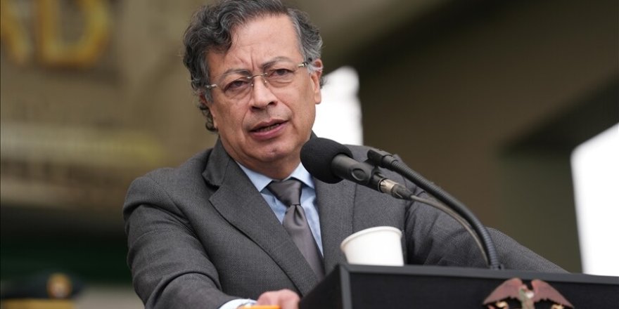 Kolombiya Cumhurbaşkanı Petro, ABD Başkanı Trump'ı "ülkesinin iç işlerine karışmakla" suçladı