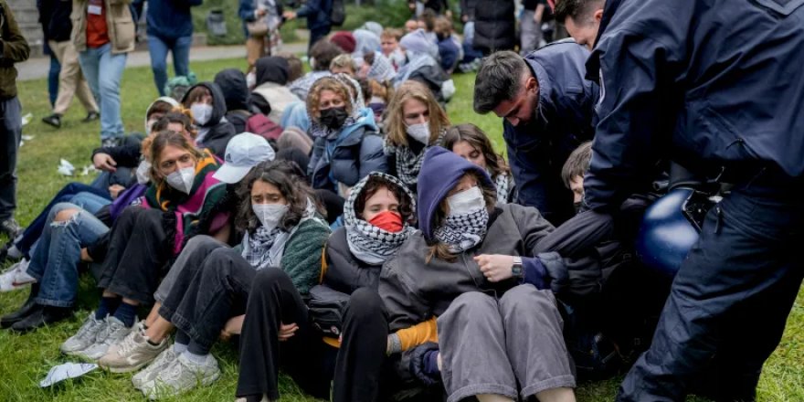 Almanya'daki üniversitelerde Filistinlilerle dayanışma dalgası büyüyor