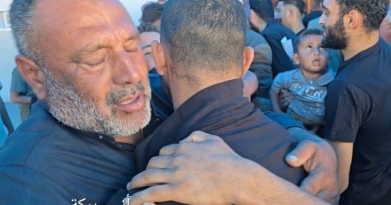Serbest bırakılan 10 Gazzeli mahkum, sağlık durumları kötüleştiği için hastaneye kaldırıldı