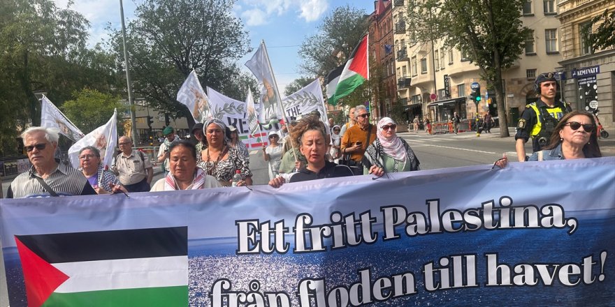 Filistin ve Lübnan'a saldırılarını sürdüren İsrail, İsveç'te protesto edildi