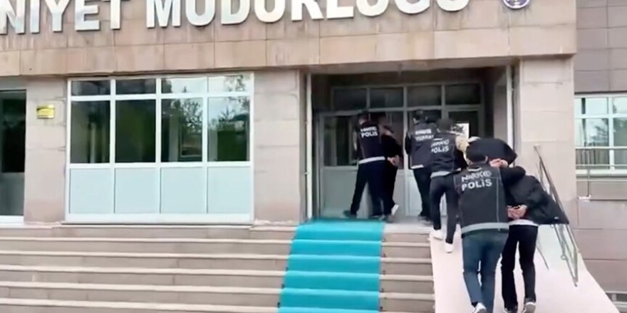 Uyuşturucu satıcılarına yönelik operasyonlarda yakalanan 1926 şüpheliden 976'sı tutuklandı