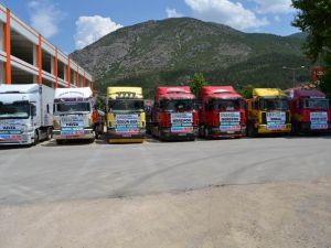 Amasya'da Suriye'ye 7 Tır İnsani Yardım Gönderildi