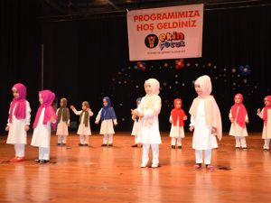 Ekin Çocuk Oyun Evi Yıl Sonu Programını Yaptı
