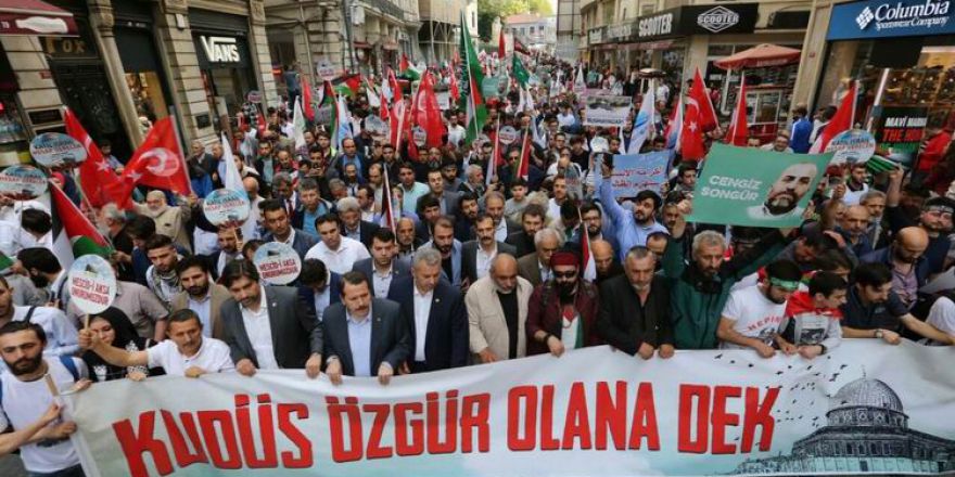 Binlerce Filistin Sevdalısı ‘Özgür Kudüs’ İçin Yürüdü