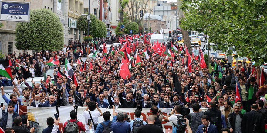 İstanbul Haykırdı: Kudüs Filistin’in Başkentidir!