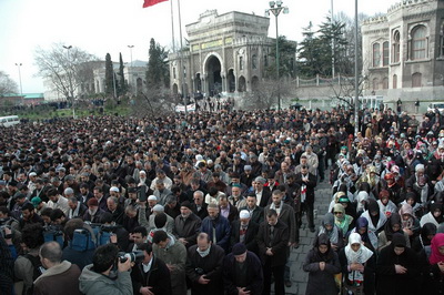 14  Mayıs'ta Beyazıt Meydanındayız!