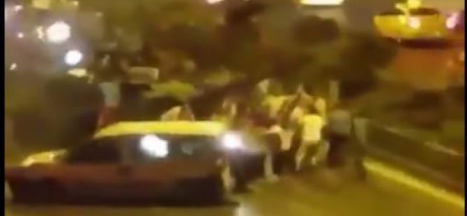 Aracını Tankın Önüne Geçirerek Örnek Bir Direniş Gösterdi