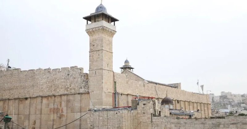 İşgal rejimi Harem-i İbrahim Camisi'nde 10 gündür ezan okunmasını engelliyor