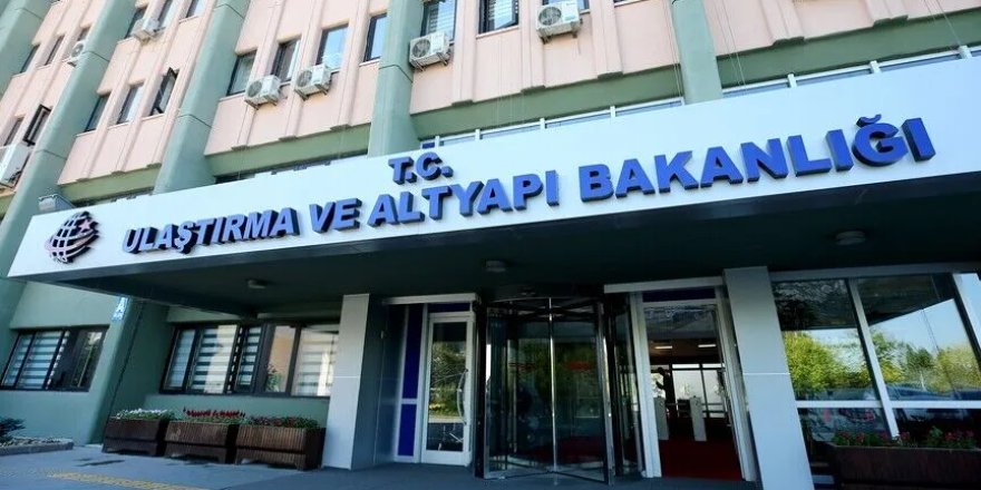 Ulaştırma ve Altyapı Bakanlığından uçak kaçırılma kodu sonrası Türk hava sahasına giren uçağa ilişkin açıklama