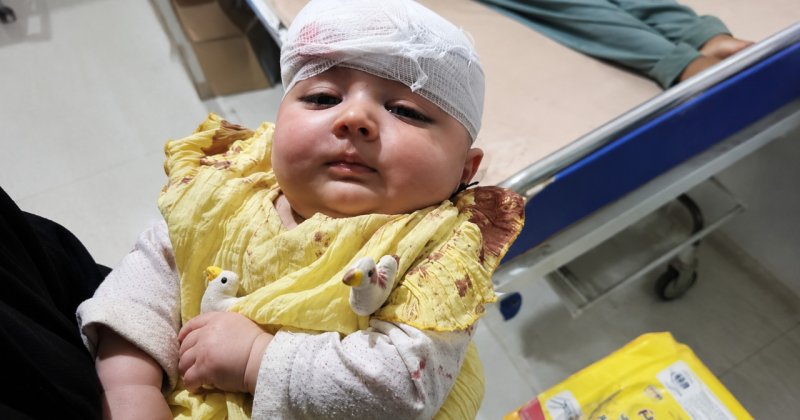 ABD'den Afganistan'da sivilleri bombalayan Pakistan'a destek