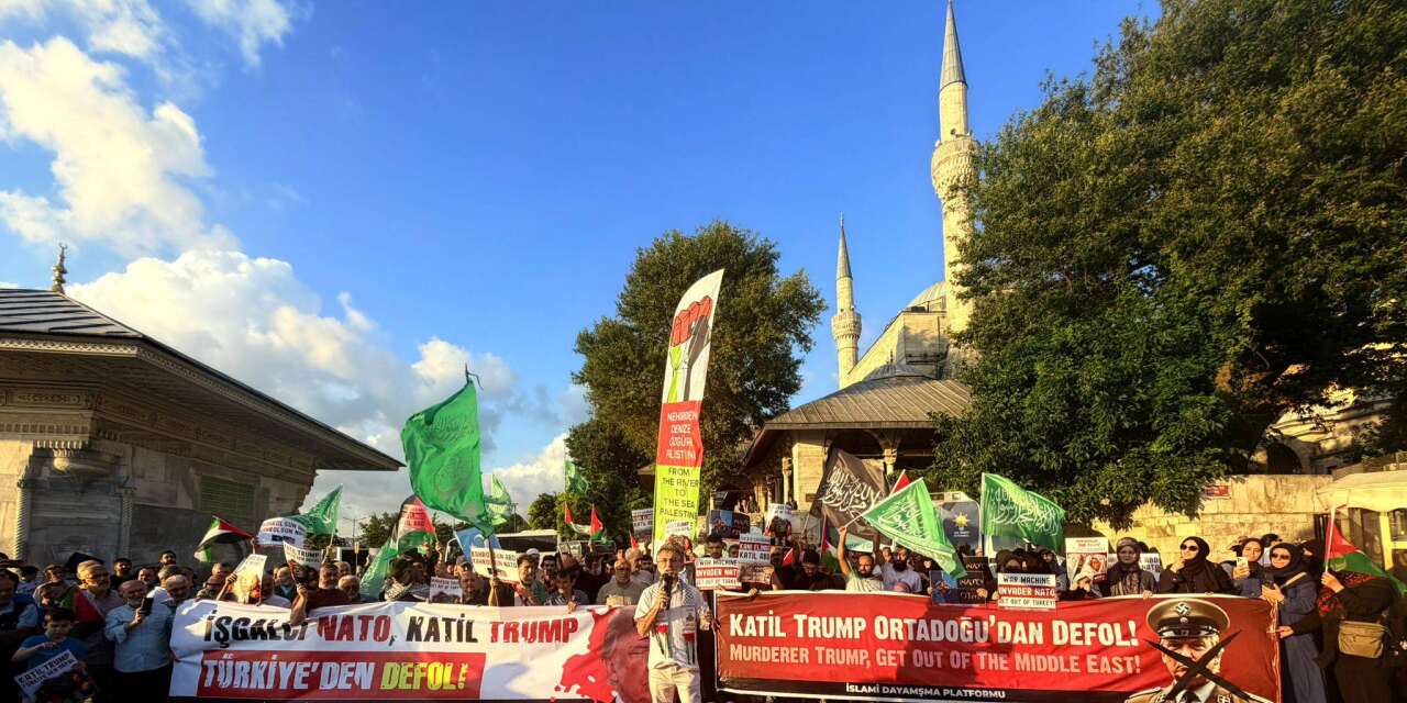 NATO Ankara'da: Katil Trump, Türkiye’den defol!