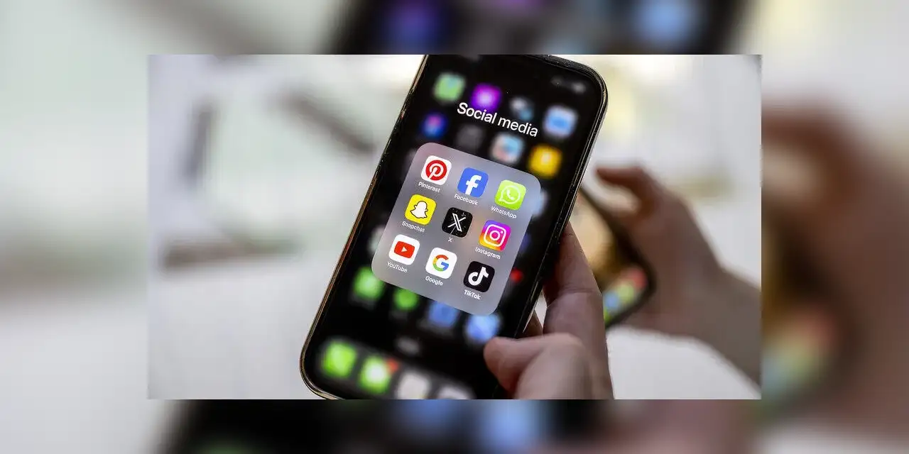 Çekya okullarda cep telefonu kullanımını yasaklamaya hazırlanıyor