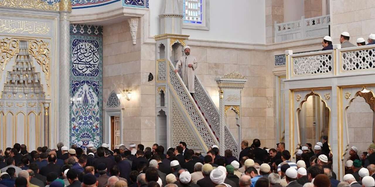 Cuma Hutbesinde helal haram vurgusu!