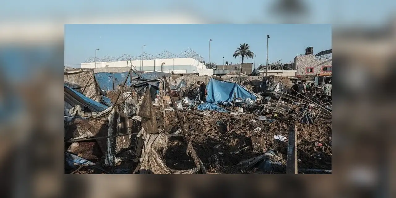 Siyonist savaş uçakları, Gazze'de hastane yakınındaki ilaç deposunu bombaladı
