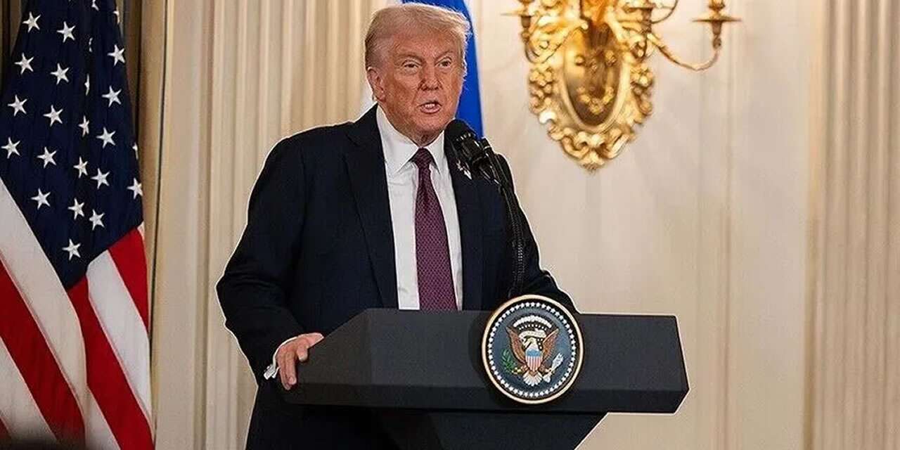 Trump, İran'la müzakerelerin yeniden başlayacağını açıkladı
