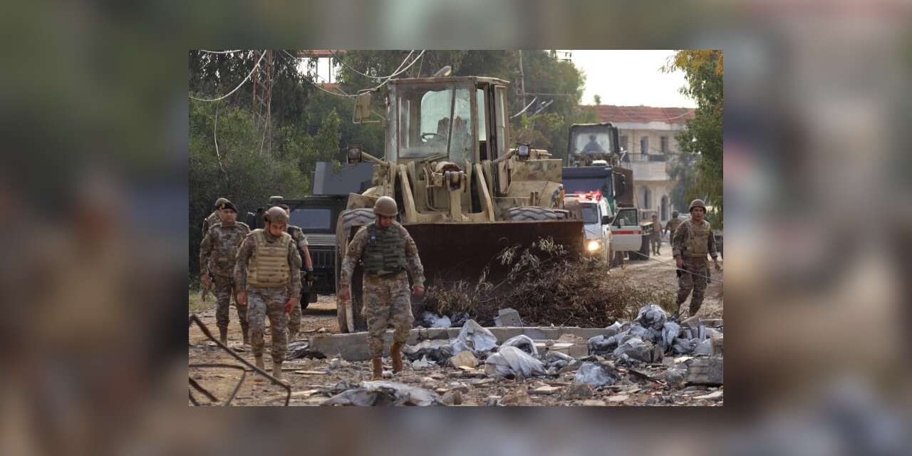 İşgal güçleri, yerinden edilenlerin dönüşü için çalışan Lübnan ordusunu hedef aldı