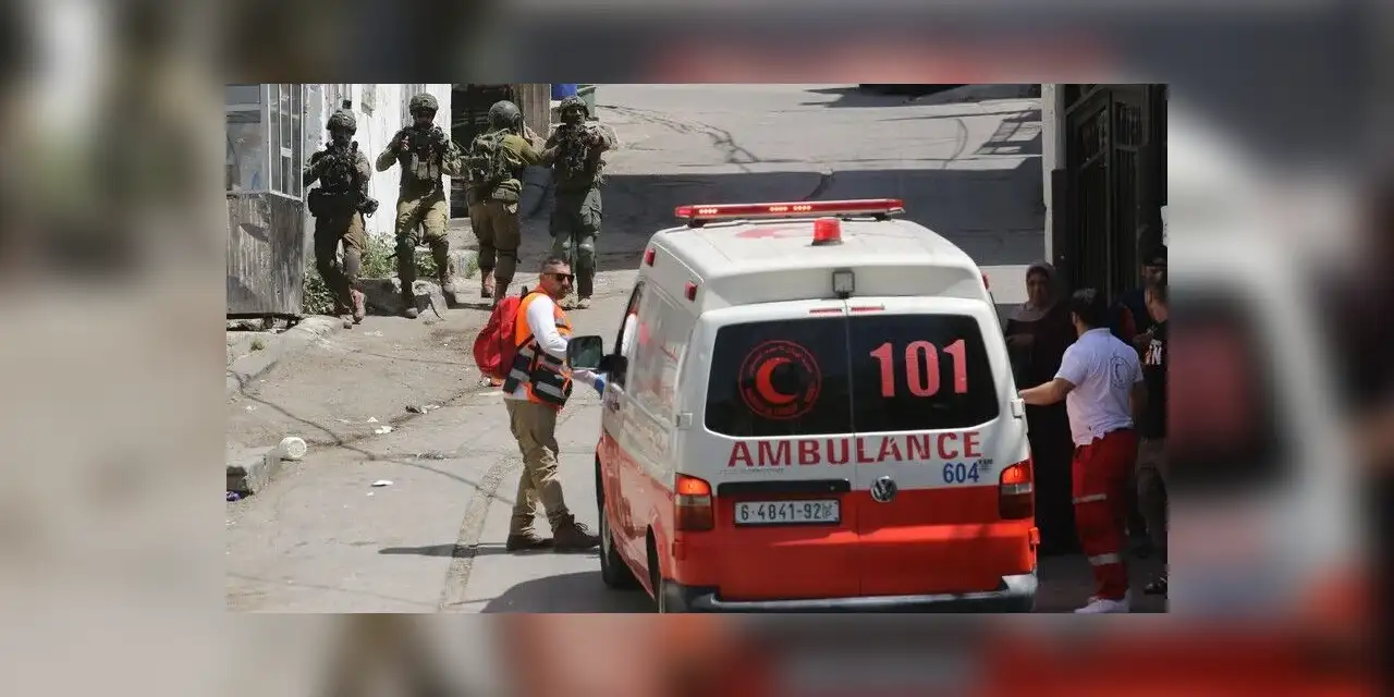 İşgalci İsrail'in Batı Şeria'da düzenlediği saldırılarda ikisi sağlık görevlisi 6 Filistinli yaralandı