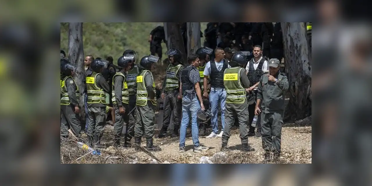 Fas, İspanya kontrolündeki Sebte'ye geçiş girişimi sonrası 109 düzensiz göçmen ile 2 Faslıyı gözaltına aldı