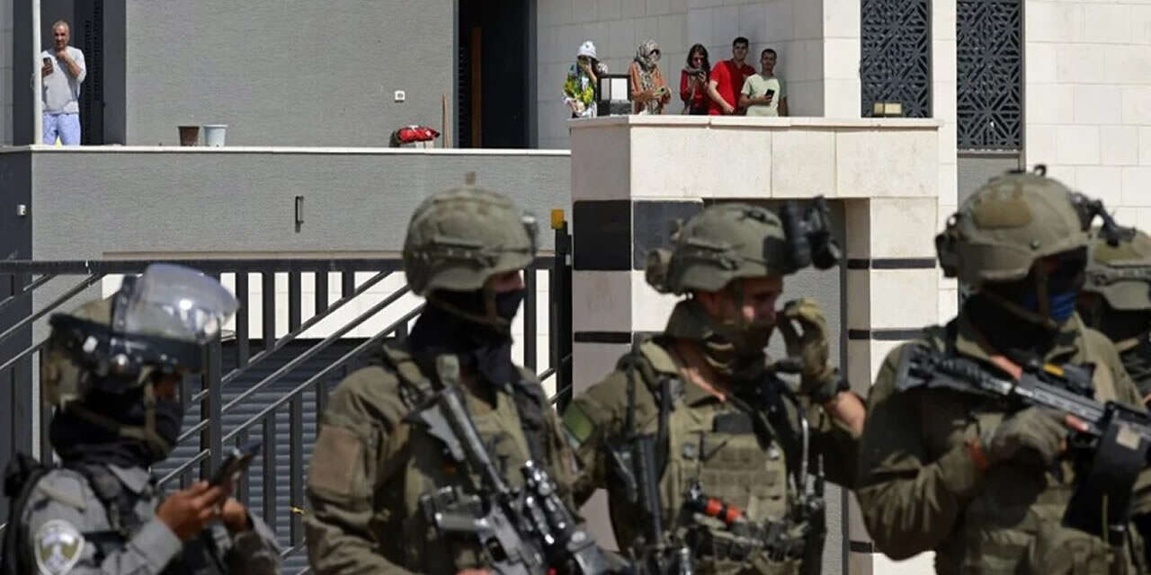 Dünya dikkatini Hamas’a çevirmişken, Batı Şeria’ya saldıran işgalcileri kim silahsızlandıracak?