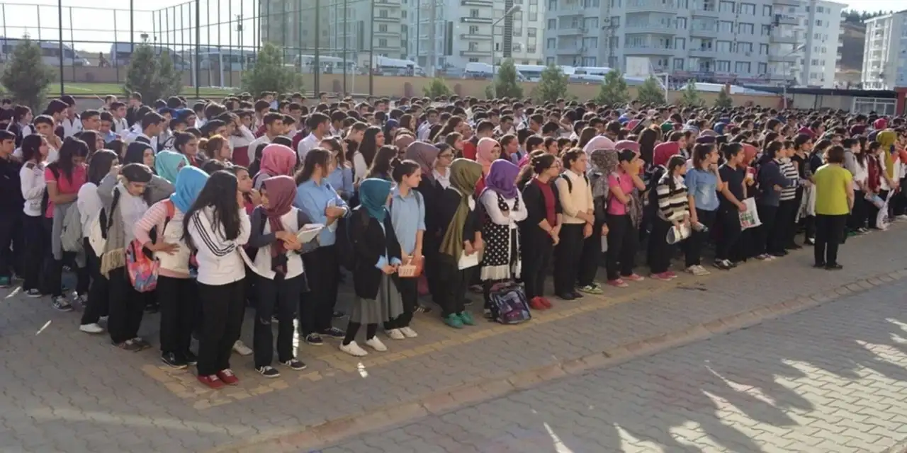 335 STK’dan ortak 'zorunlu karma eğitim' çağrısı