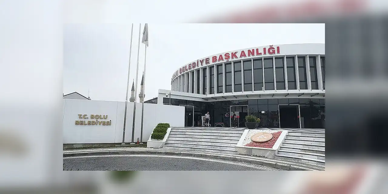 Bolu Belediyesinde "araç kiralama ihalelerinde usulsüzlük" iddiasına ilişkin 7 zanlı tutuklandı
