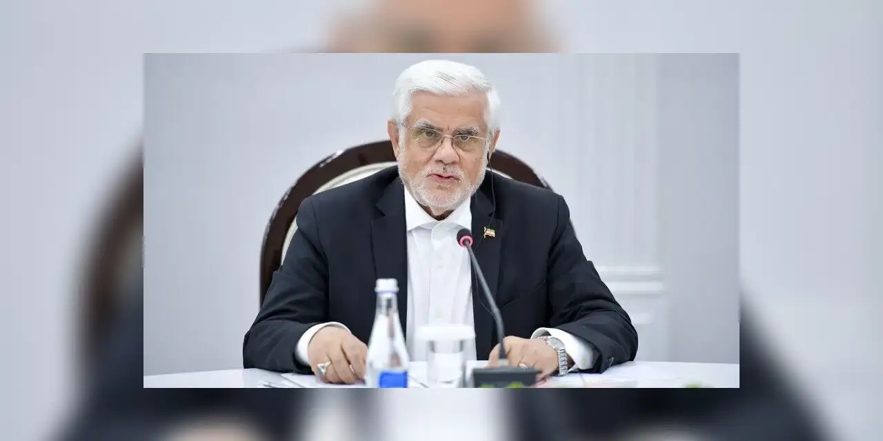 İran Cumhurbaşkanı Yardımcısı, ekonomik savaşa hazırlıklı olduklarını söyledi