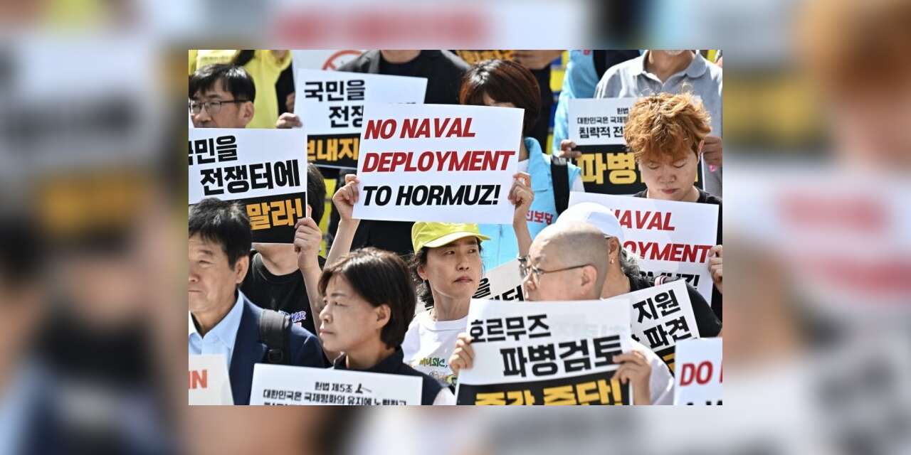 Seul'de ABD Büyükelçiliği önünde protesto: “İran savaşına katılmayın”