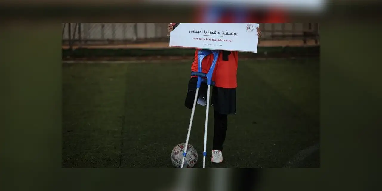 Filistin için İsrail'i boykot girişimi BDS, Adidas'ın özür paylaşımını "boş laf" olarak nitelendirdi