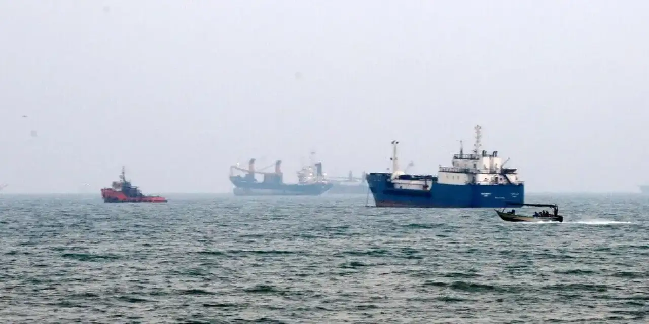 ABD ordusu, İran'a deniz ablukasında 96 ticari geminin rotasını değiştirdiğini açıkladı