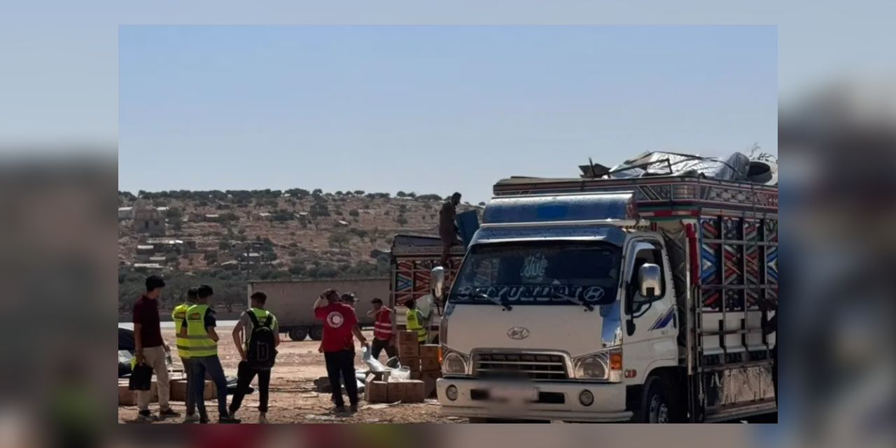 Suriye'de büyük çaplı aile dönüşleriyle kamplardaki nüfus azalıyor