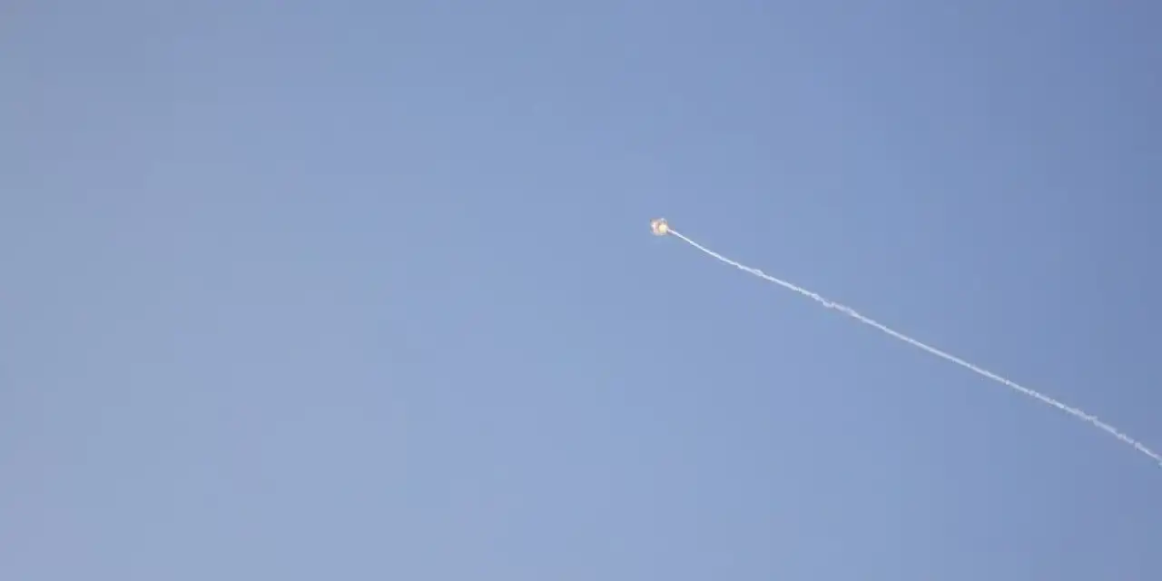 Suudi Arabistan'da Cazan ve Necran bölgeleri için acil durum uyarısı yapıldı