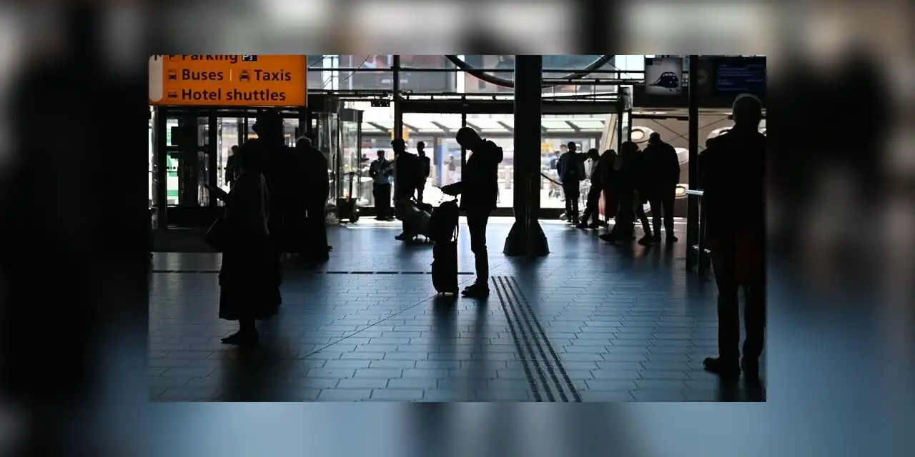 İşgal basını: Yasa dışı yerleşim ürünleri yasağı sonrası Hollanda'da İsrailliler sıkı şekilde arandı