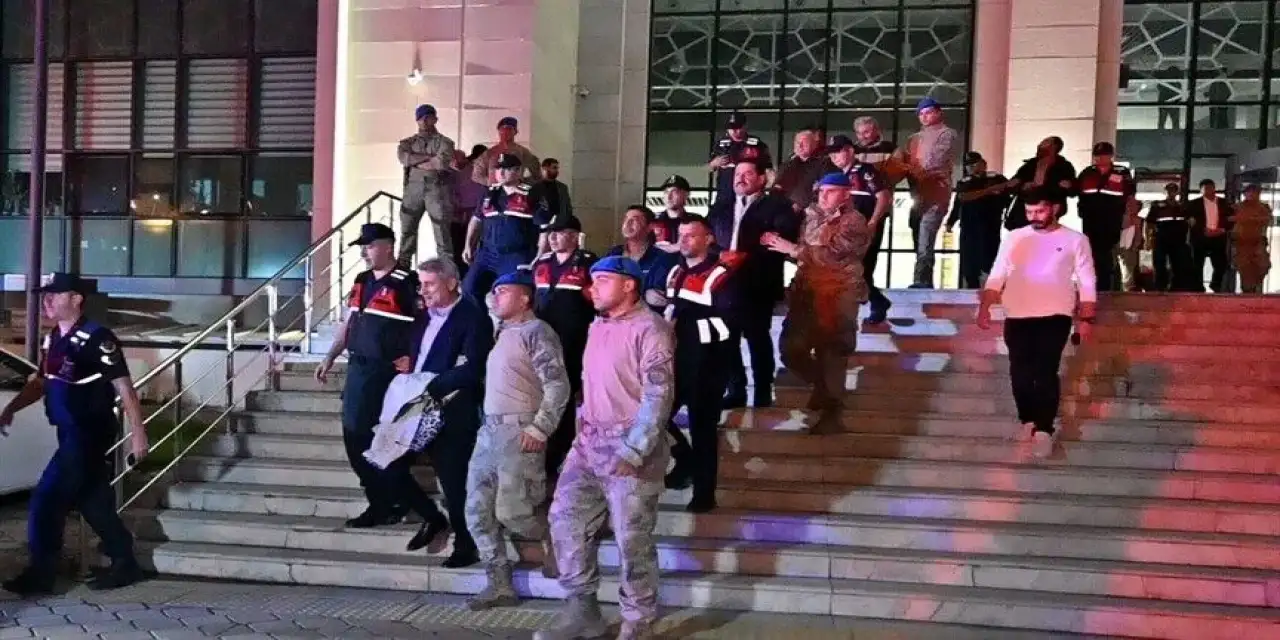 Yahşihan Belediyesine yönelik yolsuzluk operasyonunda 15 şüpheli tutuklandı