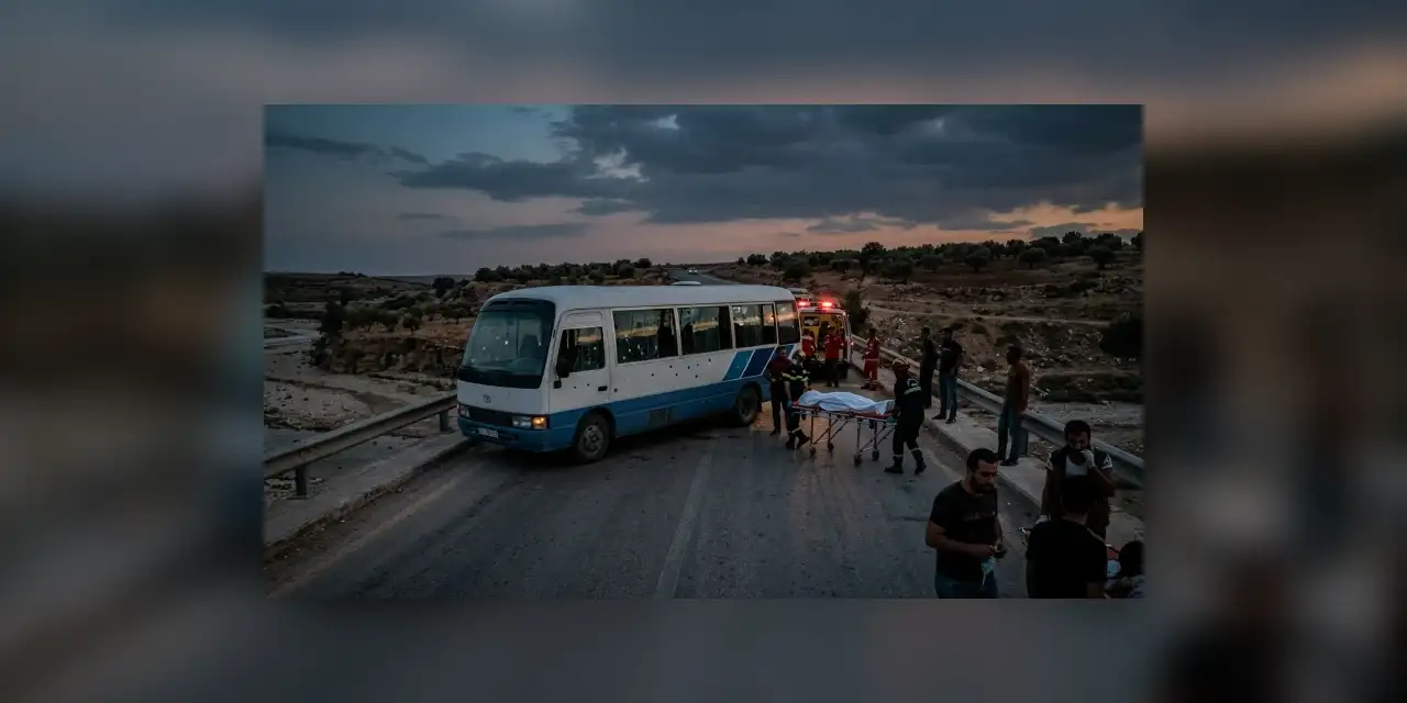 Suriye'nin Hama ilinde minibüs saldırısında 7 kişi öldü, 4 kişi yaralandı