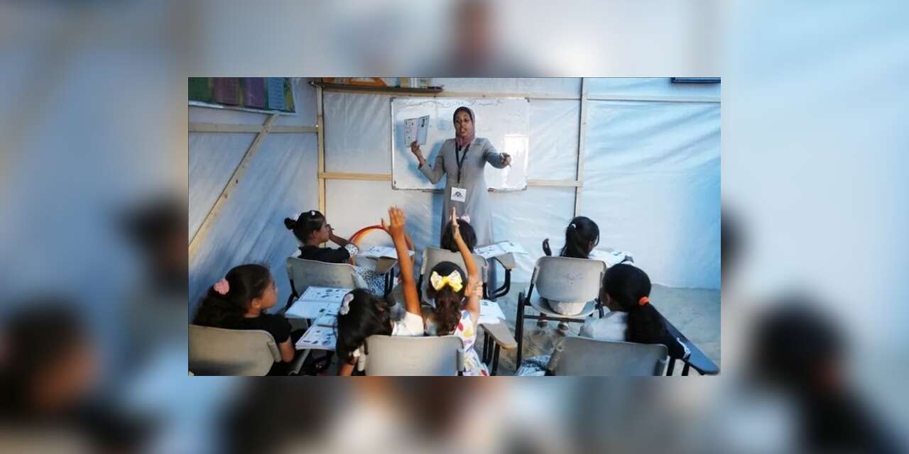 Sina’da Filistinli bir okul, Gazze’den yerinden edilen öğrencilere kucak açıyor