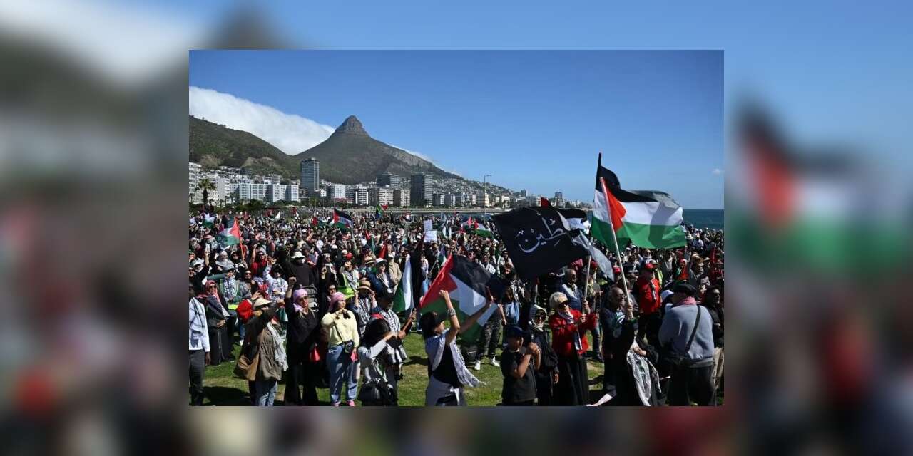 Güney Afrika'da binlerce kişi Gazze için sokağa çıktı