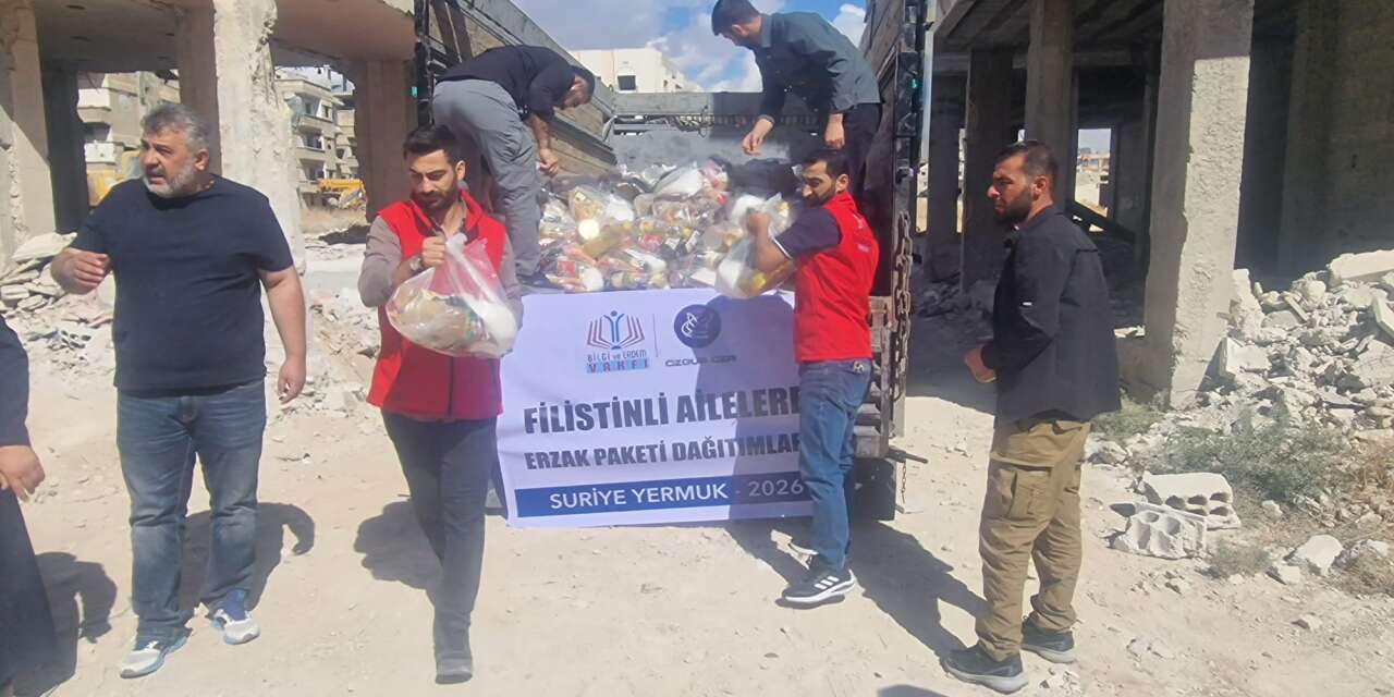 Özgür-Der ve Bilgi ve Erdem Vakfı Yermük Kampı’nda 450 aileye insani yardım dağıttı
