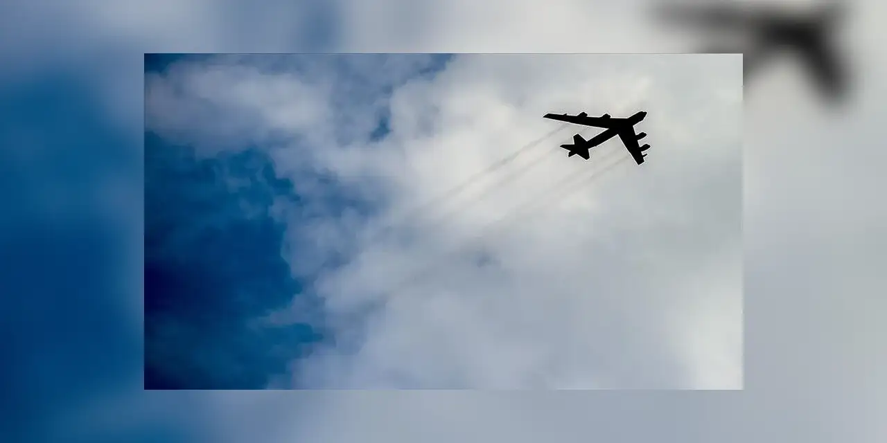 ABD, İngiltere'deki RAF Fairford Üssü'nden tüm bombardıman uçaklarını çekti