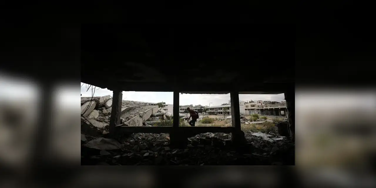 İsrail soykırımında binaların yüzde 82'sinin zarar gördüğü Gazze'de Filistinliler barınma mücadelesi veriyor