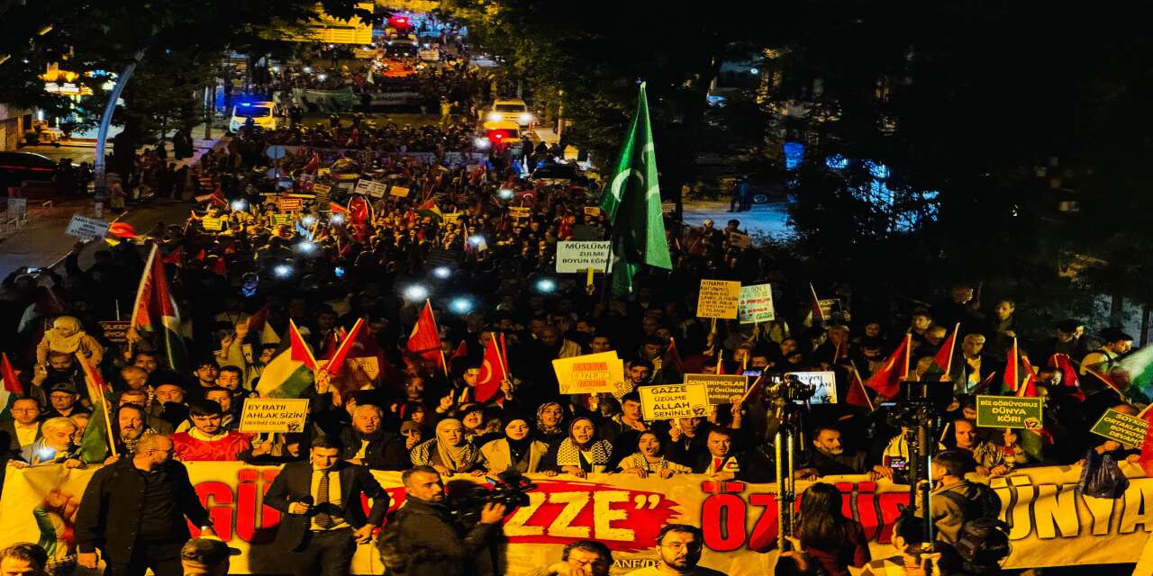 Ankara’da binlerce kişi 3. yılında Aksa Tufanı’nı selamladı