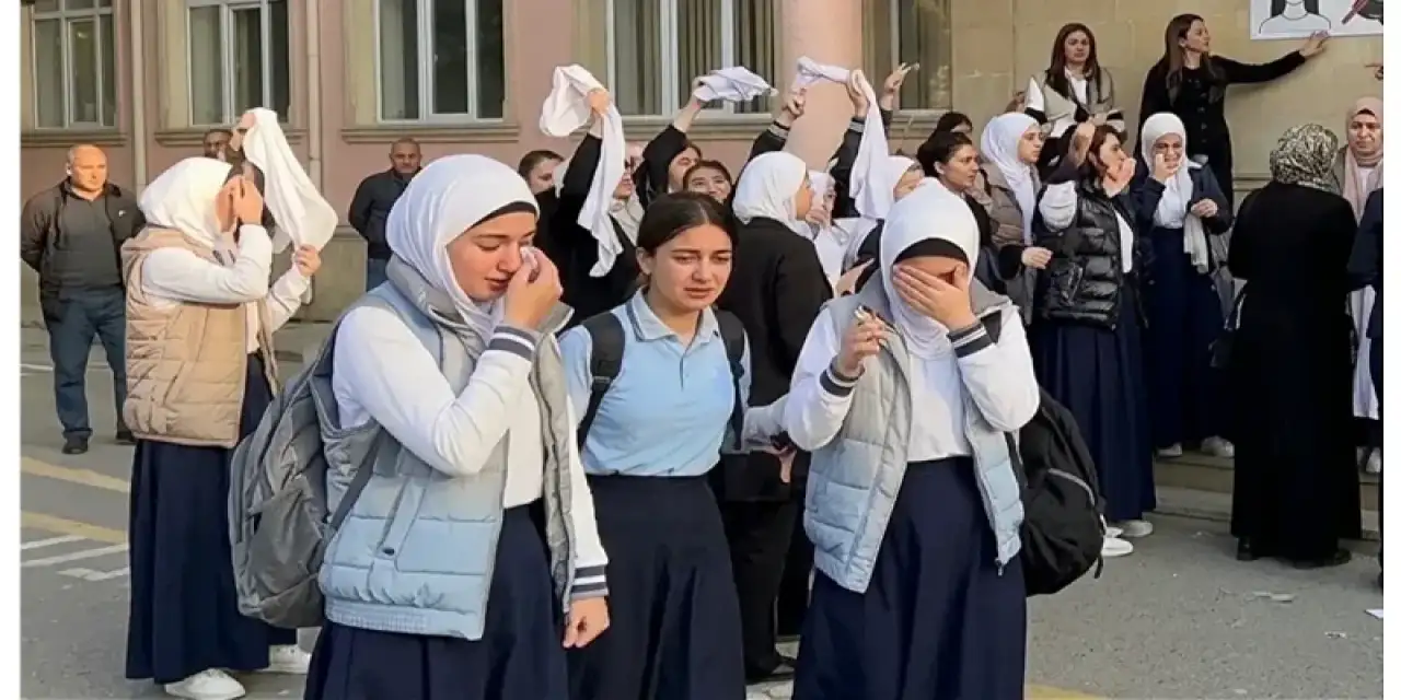 İsrail’in alacak defteri ve Azerbaycan’daki başörtüsü kıskacı